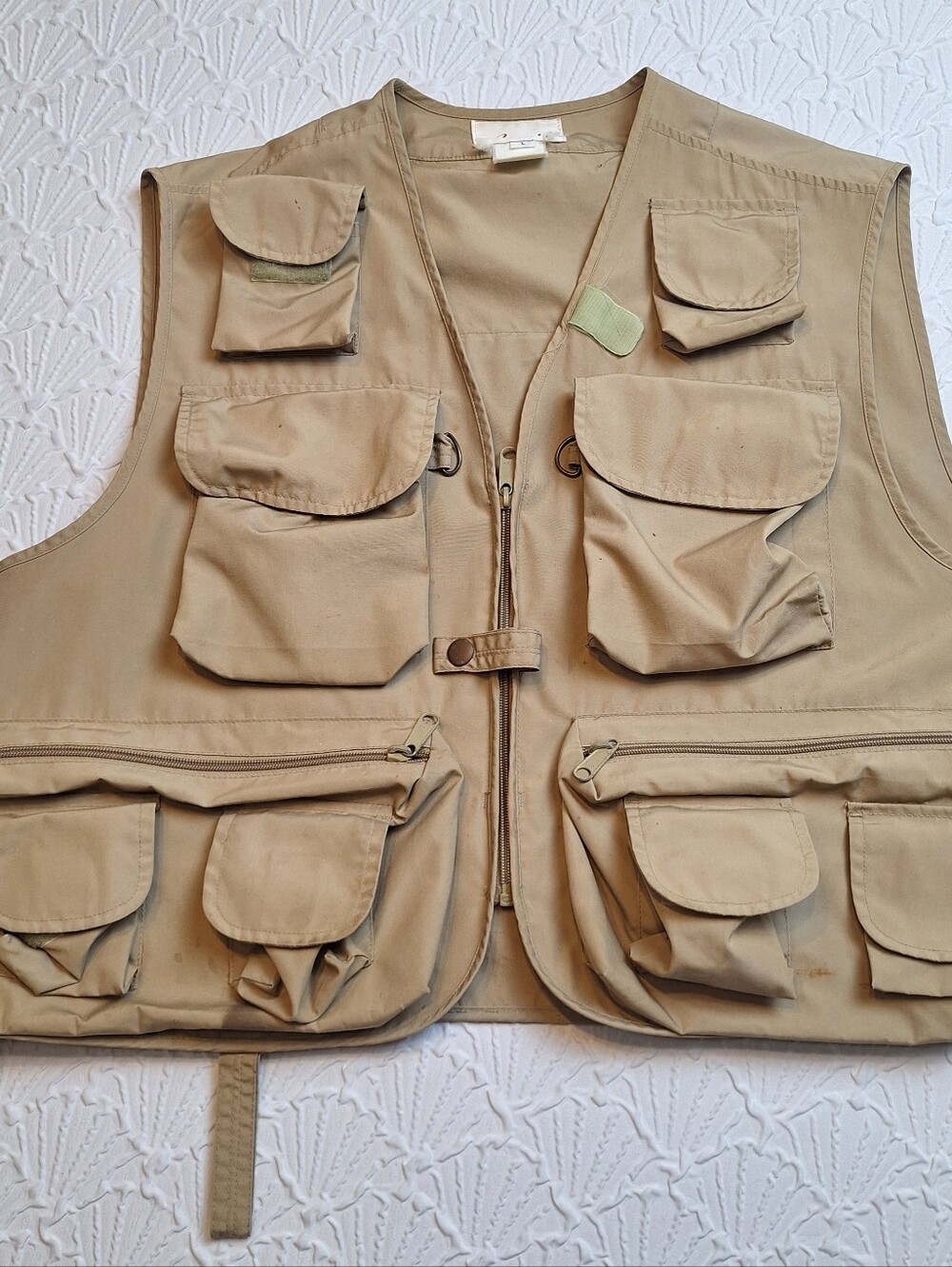 Ausable Sportsman Fishing Vest Mens L Tan Zip Front Pockets Hunting Game Pocket